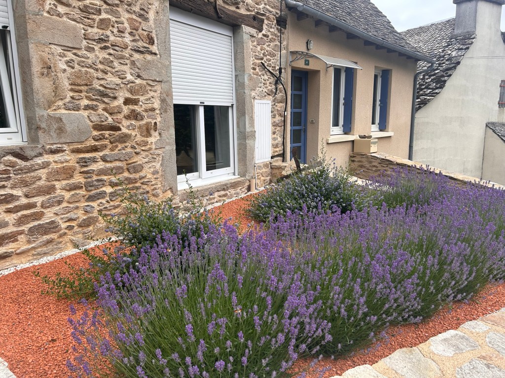 Moyrazès, quand le Ségala flirte avec la Provence, sous la plume de&nbsp;Pagnol